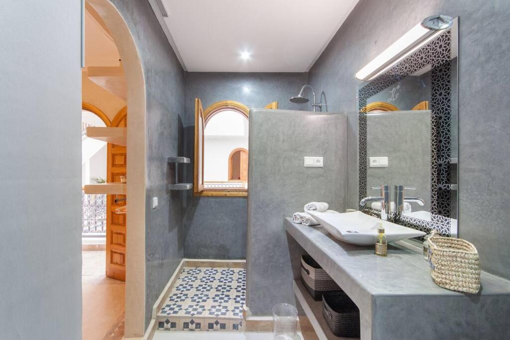 Riad Melilo Avec Piscine Chauffee Marrakesh Esterno foto