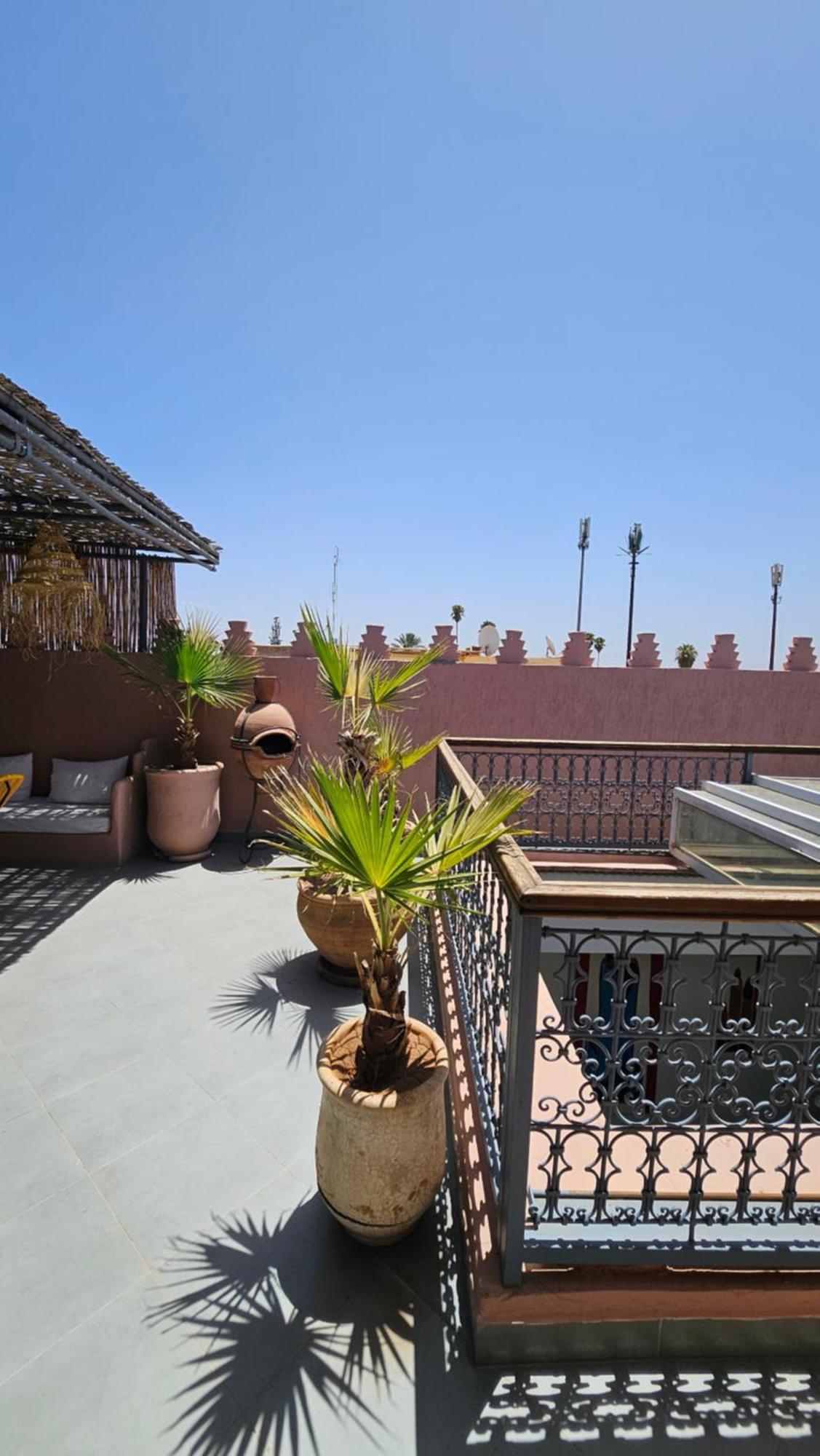 Riad Melilo Avec Piscine Chauffee Marrakesh Esterno foto
