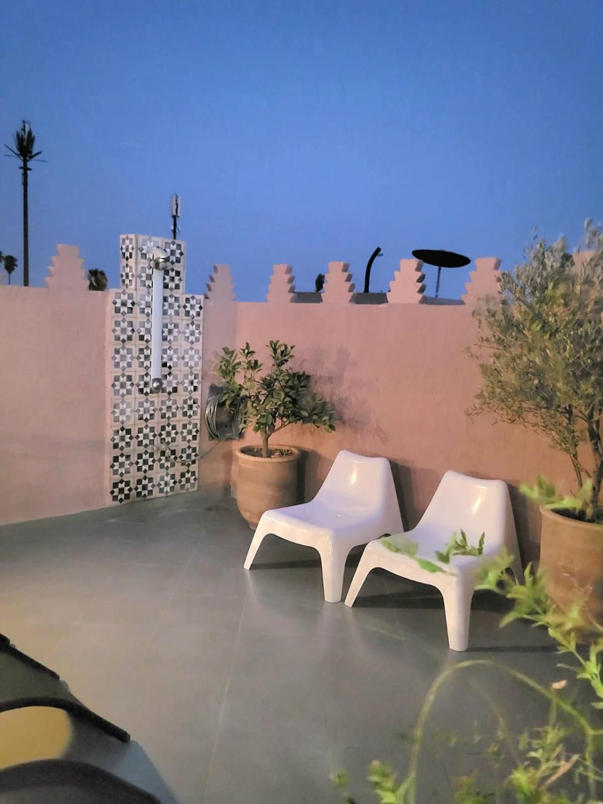 Riad Melilo Avec Piscine Chauffee Marrakesh Esterno foto