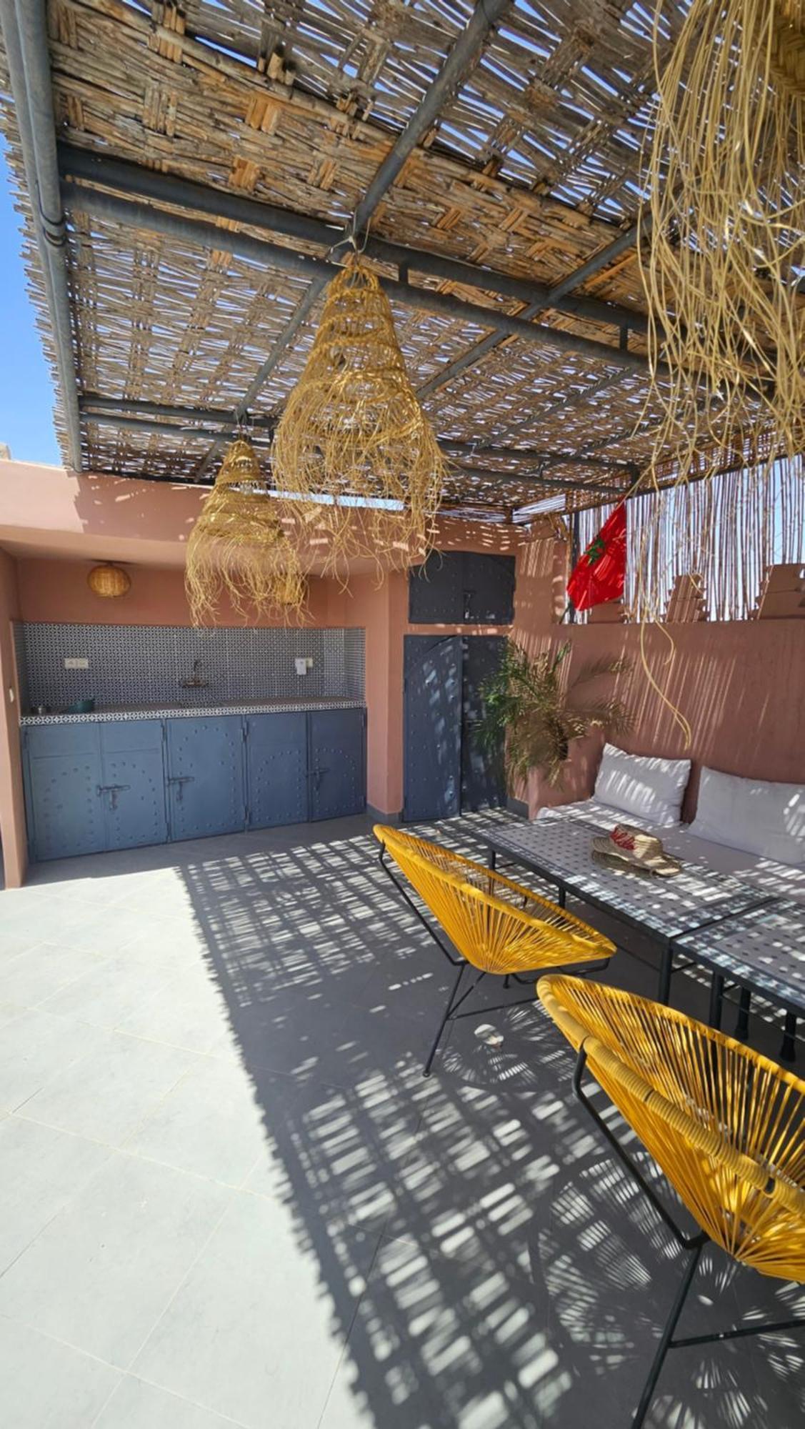 Riad Melilo Avec Piscine Chauffee Marrakesh Esterno foto