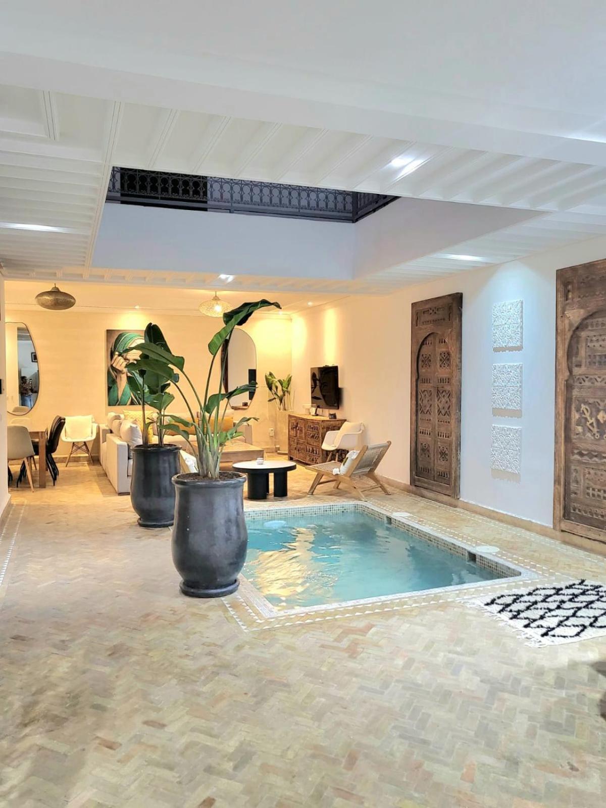 Riad Melilo Avec Piscine Chauffee Marrakesh Esterno foto