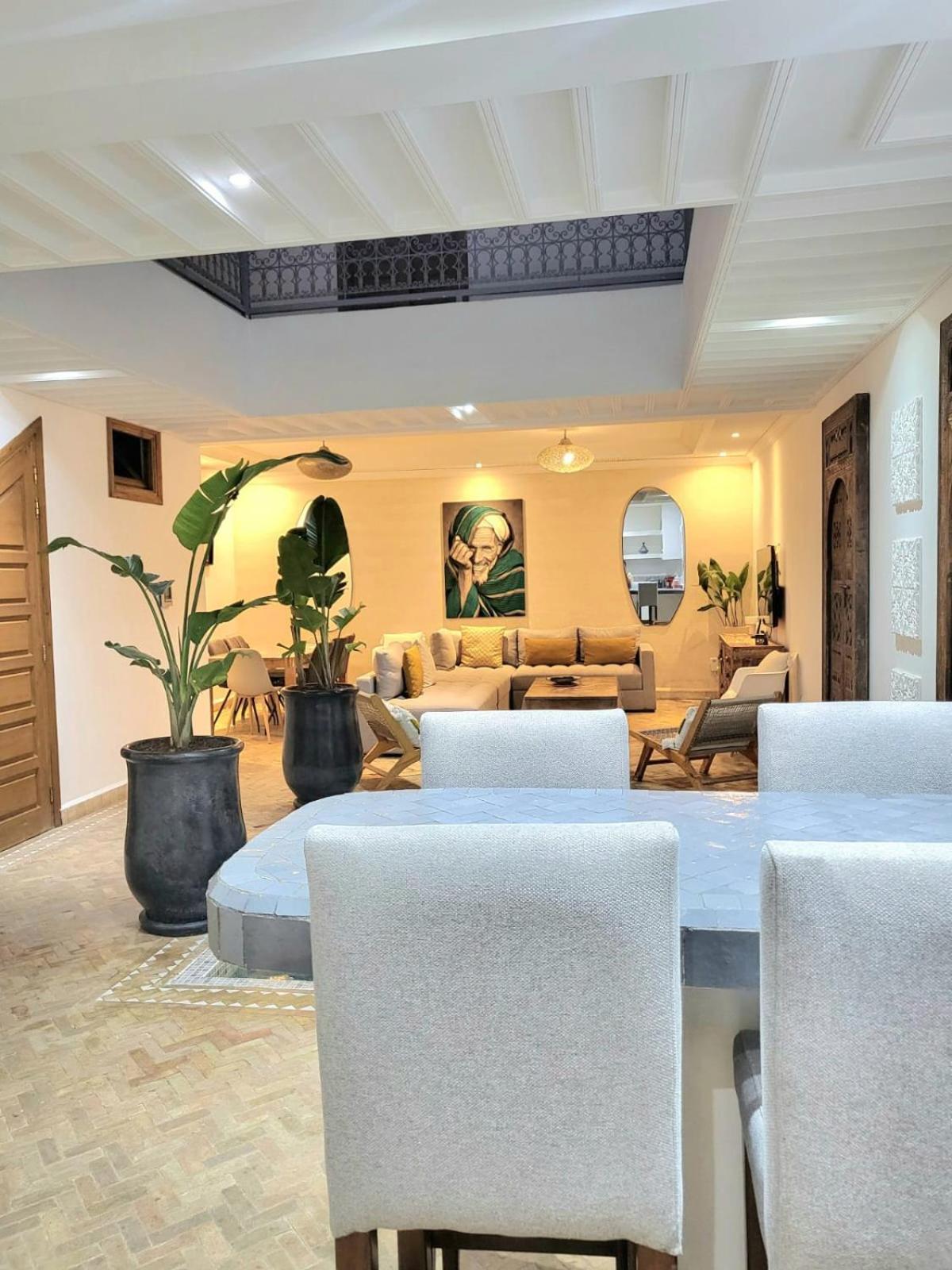 Riad Melilo Avec Piscine Chauffee Marrakesh Esterno foto